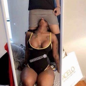 Meet your Posher, Abigail